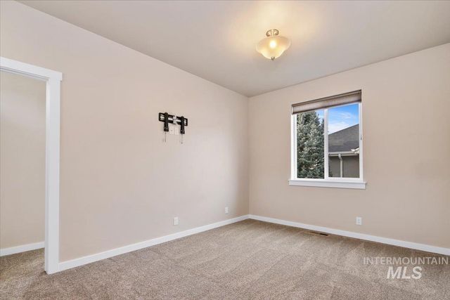 5304 W White Hills Drive, Boise, ID 83714