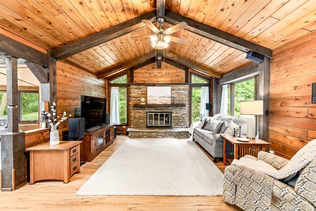 W208S6977 High Bluff DRIVE, Muskego, WI 53150
