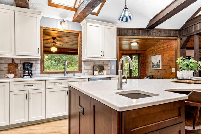 W208S6977 High Bluff DRIVE, Muskego, WI 53150