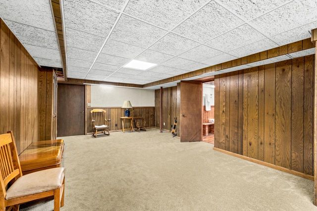W208S6977 High Bluff DRIVE, Muskego, WI 53150