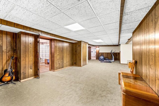 W208S6977 High Bluff DRIVE, Muskego, WI 53150