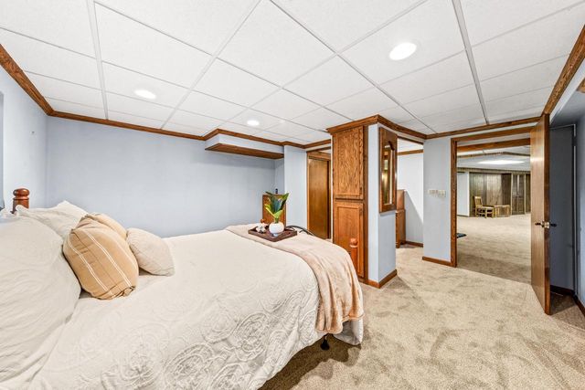 W208S6977 High Bluff DRIVE, Muskego, WI 53150