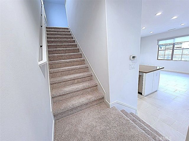 112 WALKING STICK, Irvine, CA 92618