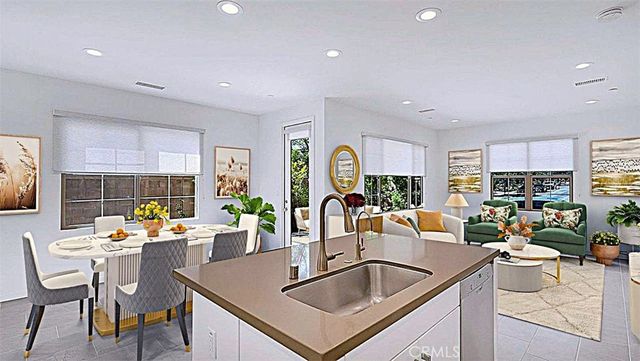 112 WALKING STICK, Irvine, CA 92618