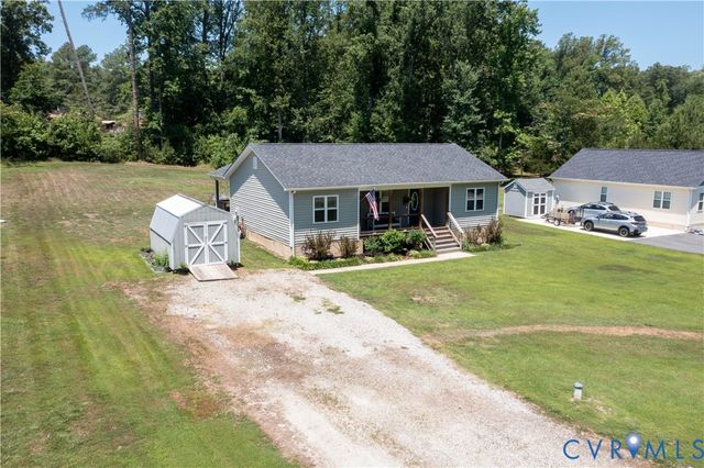 1573 Dogwood Rd, Powhatan, VA 23139