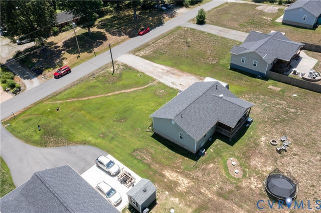 1573 Dogwood Rd, Powhatan, VA 23139