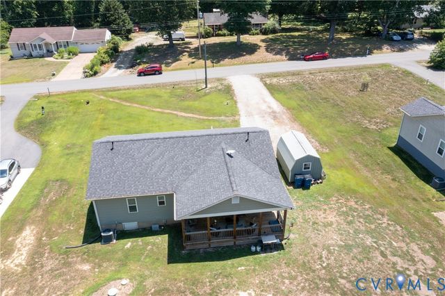 1573 Dogwood Rd, Powhatan, VA 23139