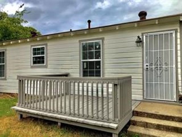 5010 Sunshine Drive, Fort Worth, TX 76105