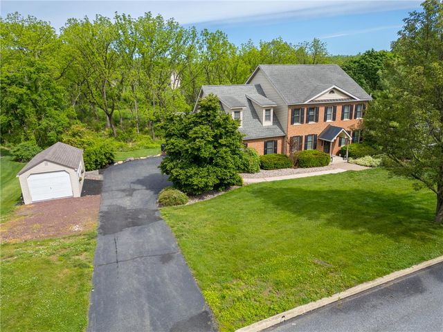 4887 Harvest Lane, Upper Milford Twp, PA 18092