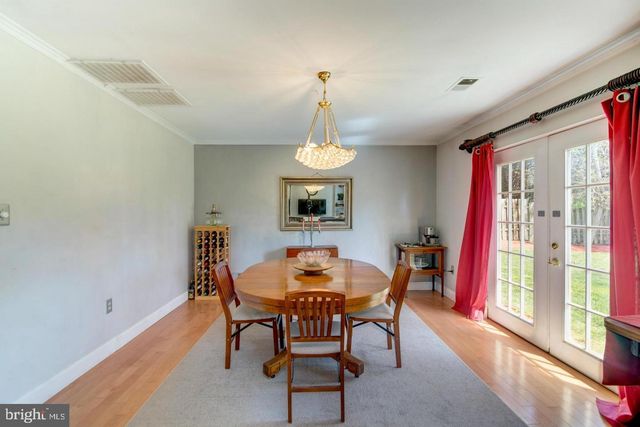 8857 GLENRIDGE CT, Vienna, VA 22182