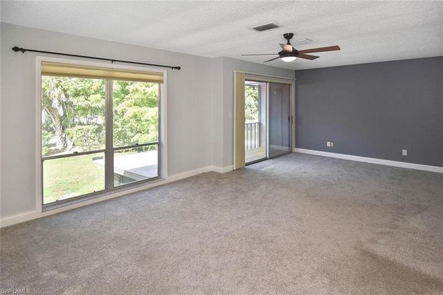 4295 Island CIR 2, Fort Myers, FL 33919