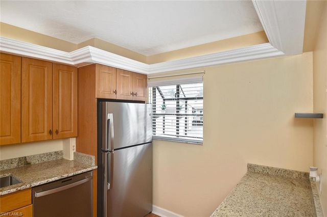 4295 Island CIR 2, Fort Myers, FL 33919