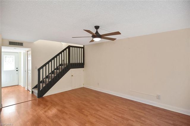 4295 Island CIR 2, Fort Myers, FL 33919