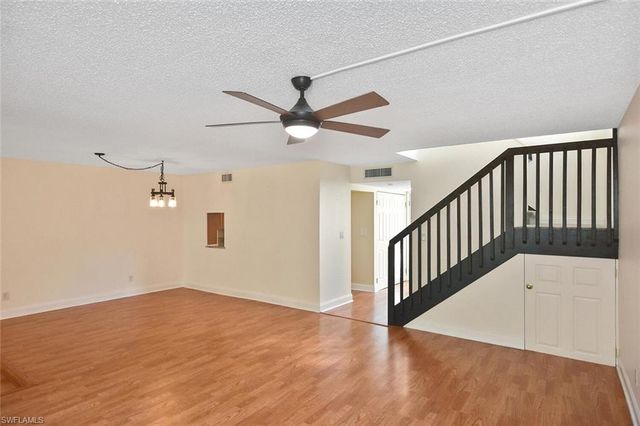 4295 Island CIR 2, Fort Myers, FL 33919