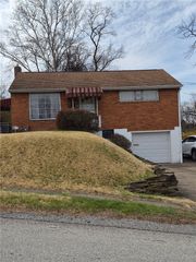 1022 Alquin St, Port Vue, PA 15133