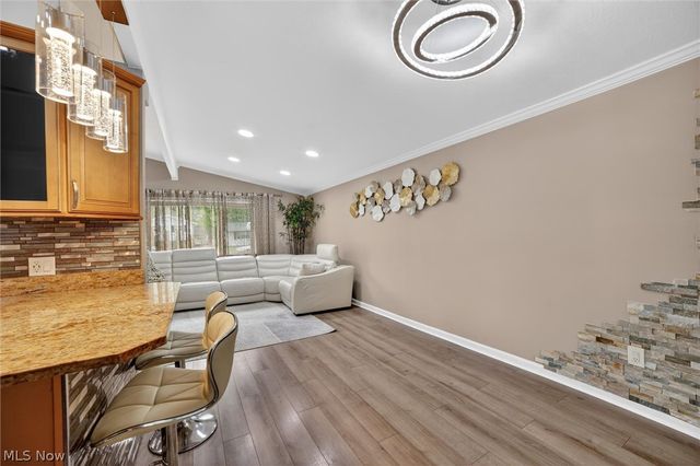 1178 Golden Gate Boulevard, Mayfield Heights, OH 44124