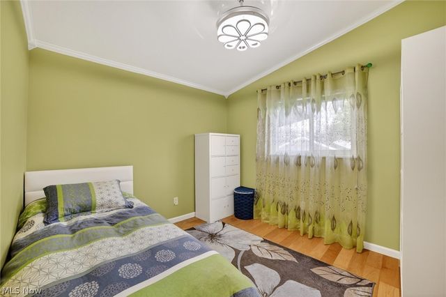 1178 Golden Gate Boulevard, Mayfield Heights, OH 44124