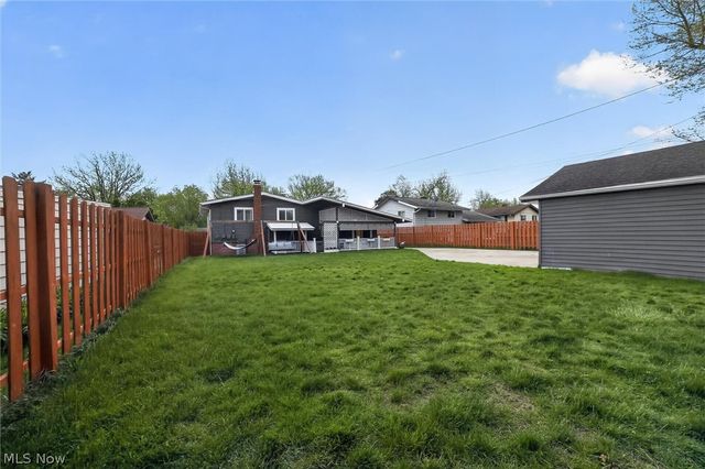 1178 Golden Gate Boulevard, Mayfield Heights, OH 44124