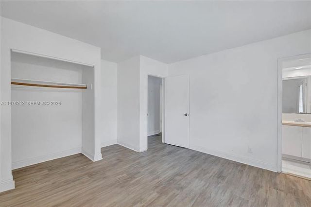 6200 SW 18th St, North Lauderdale, FL 33068