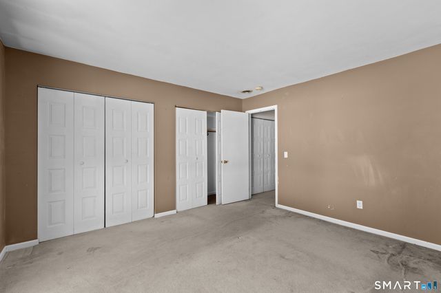 5 Deer Run 5, Bethel, CT 06801