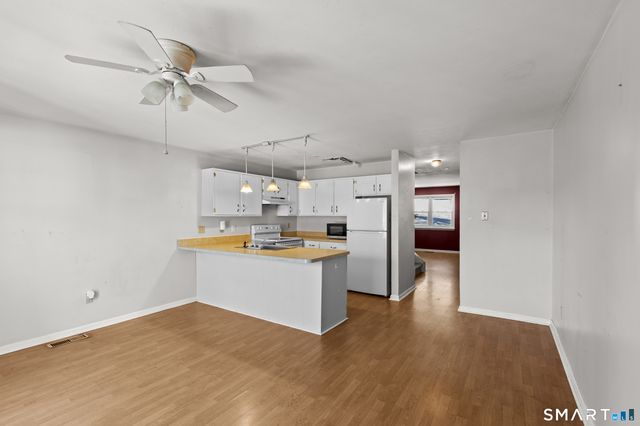 5 Deer Run 5, Bethel, CT 06801