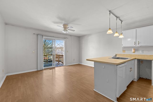 5 Deer Run 5, Bethel, CT 06801