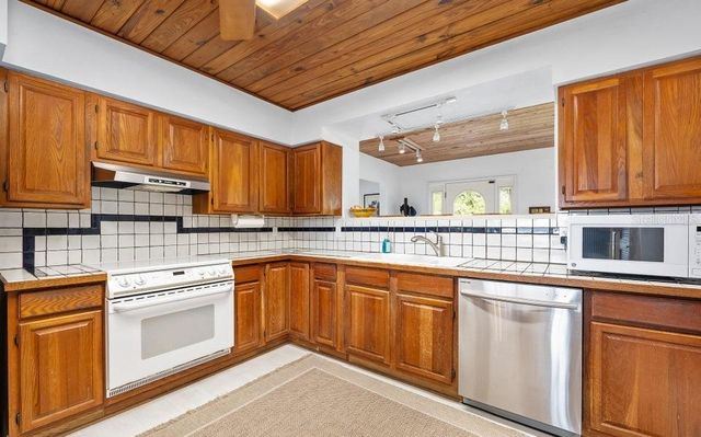 1596 JOHN ANDERSON DRIVE, Ormond Beach, FL 32176