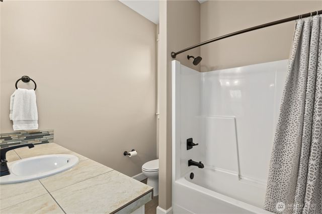 31209 218th Place SE, Black Diamond, WA 98010