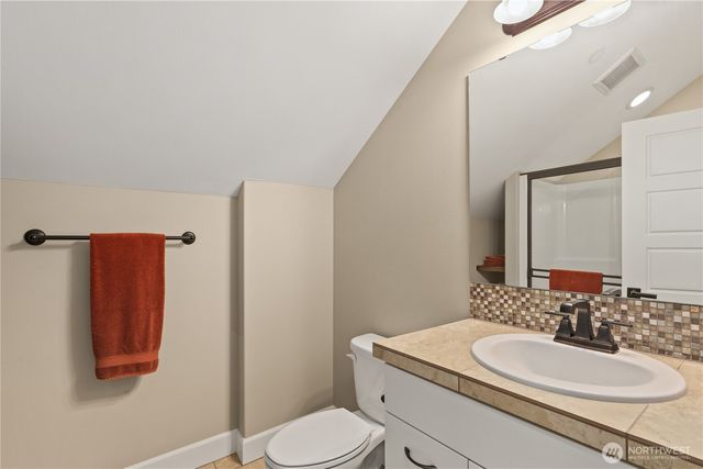 31209 218th Place SE, Black Diamond, WA 98010