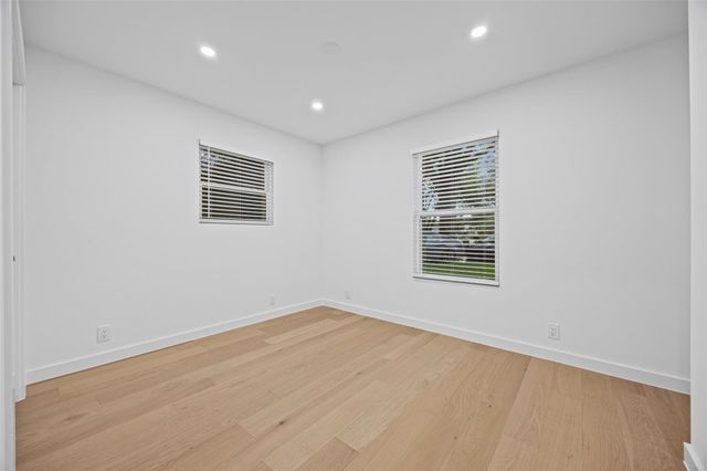 6507 Pevensey DR, Austin, TX 78745