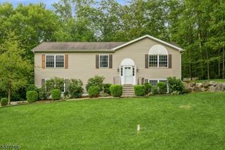903 Twin Oaks Rd, Stillwater Twp., NJ 07860