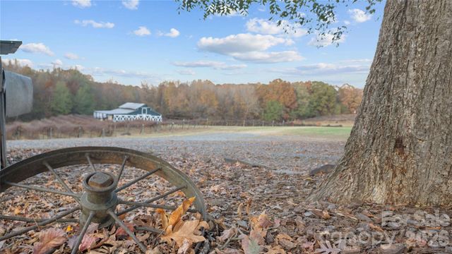11685 Reed Mine Road, Midland, NC 28107