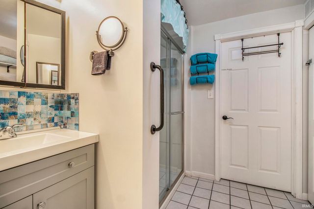 905 White Oak Drive, South Bend, IN 46617