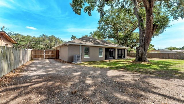 2418 ARMSTRONG ROAD, Lakeland, FL 33811