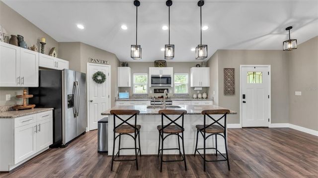 2418 ARMSTRONG ROAD, Lakeland, FL 33811