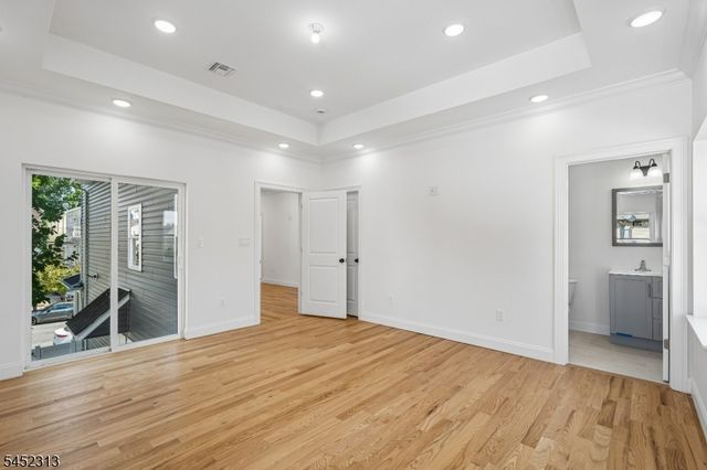 29 S 2Nd St, Elizabeth City, NJ 07206
