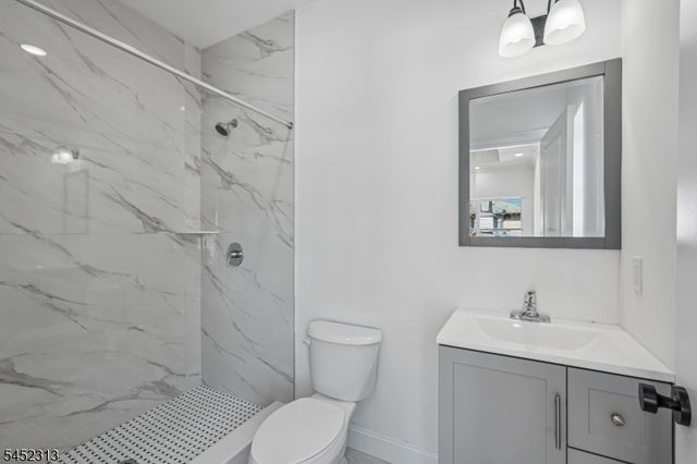 29 S 2Nd St, Elizabeth City, NJ 07206