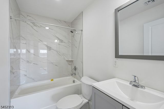 29 S 2Nd St, Elizabeth City, NJ 07206