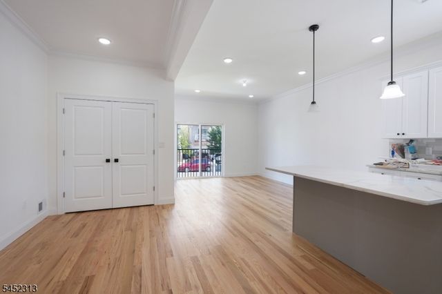29 S 2Nd St, Elizabeth City, NJ 07206