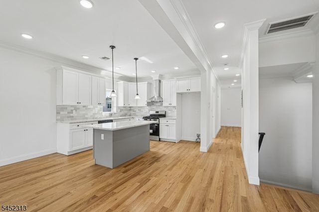 29 S 2Nd St, Elizabeth City, NJ 07206