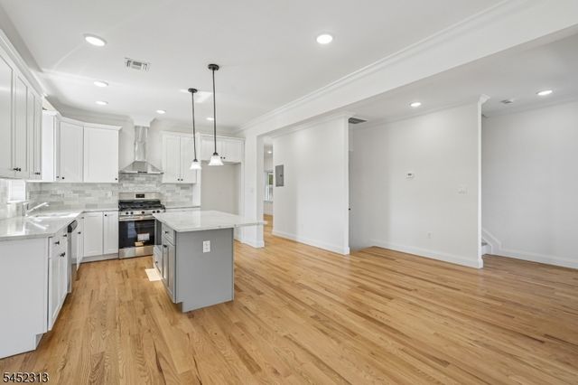 29 S 2Nd St, Elizabeth City, NJ 07206
