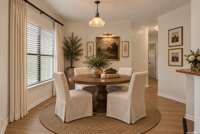 3928 CHIMNEY SPRINGS DR, San Antonio, TX 78247