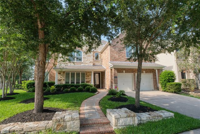 18618 N Colony Shore Drive, Cypress, TX 77433