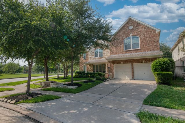 18618 N Colony Shore Drive, Cypress, TX 77433