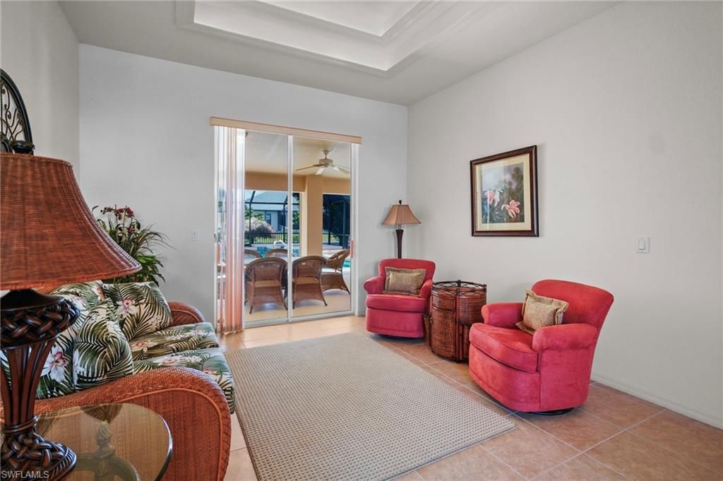 Image 12 of property listing at 3841 SW 17th PL, Cape Coral, FL 33914