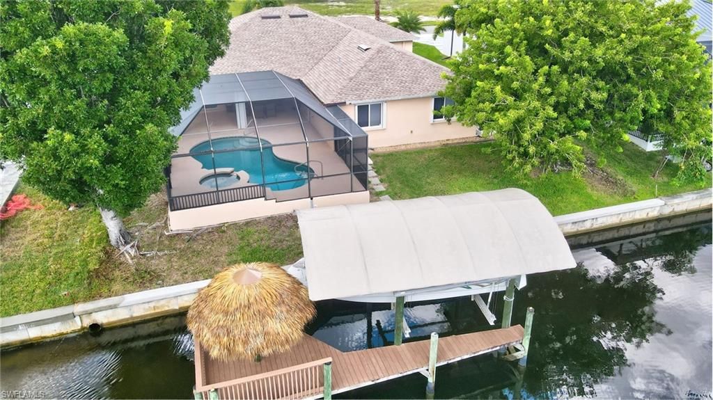 Image 33 of property listing at 3841 SW 17th PL, Cape Coral, FL 33914