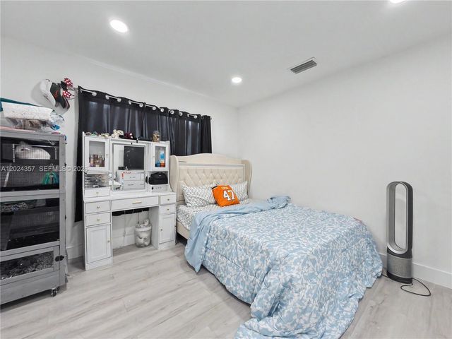 16912 SW 107th Pl, Miami, FL 33157
