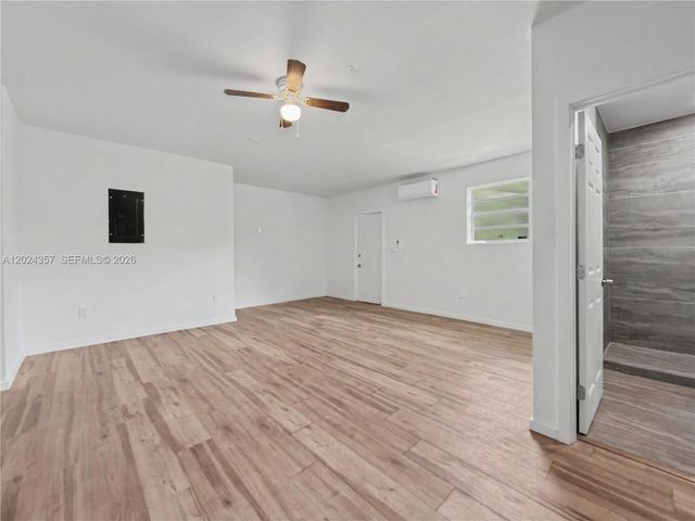 16912 SW 107th Pl, Miami, FL 33157