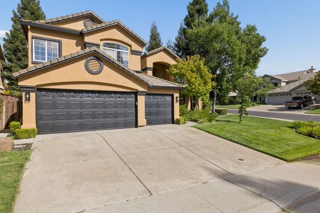 5400 Spencer Ln, Roseville, CA 95746