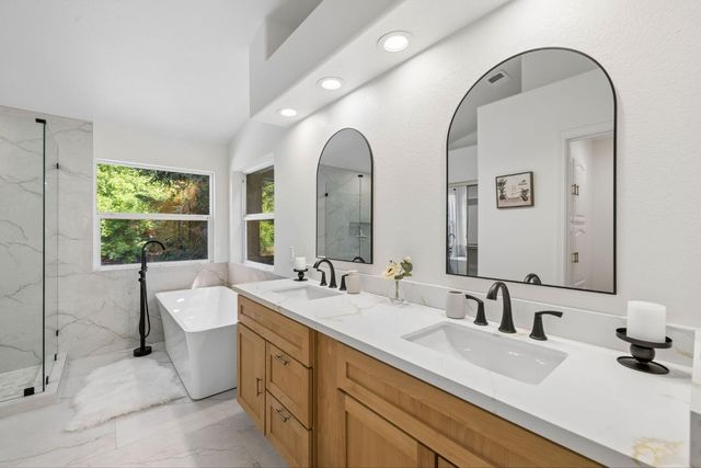 5400 Spencer Ln, Roseville, CA 95746